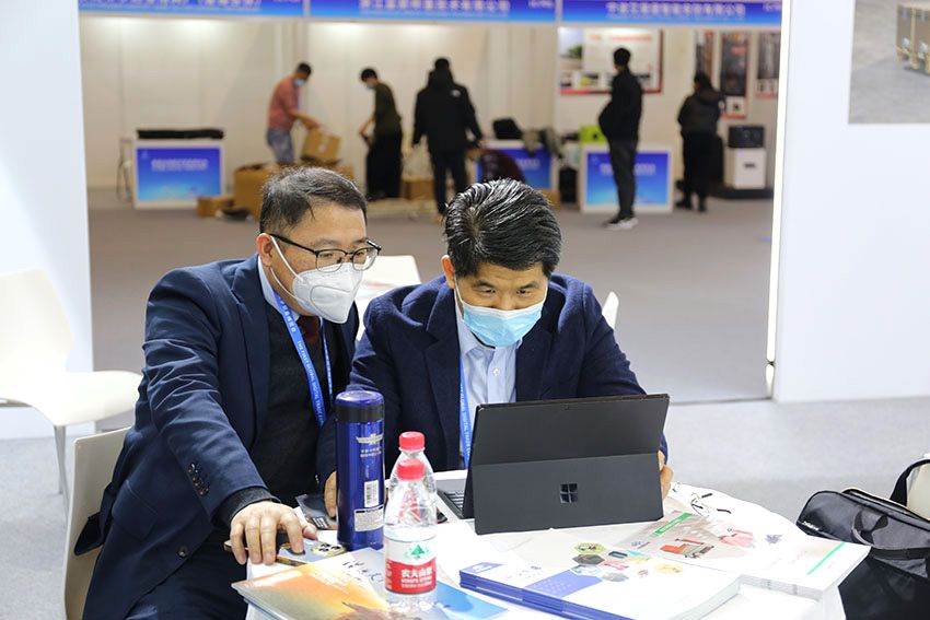 В Китае прошла первая глобальная выставка цифровой торговли _1 | ТД «Вертикаль»